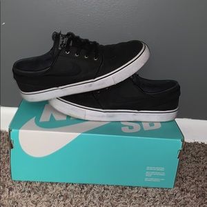 Nike Stefan Janoski skateboard shoes